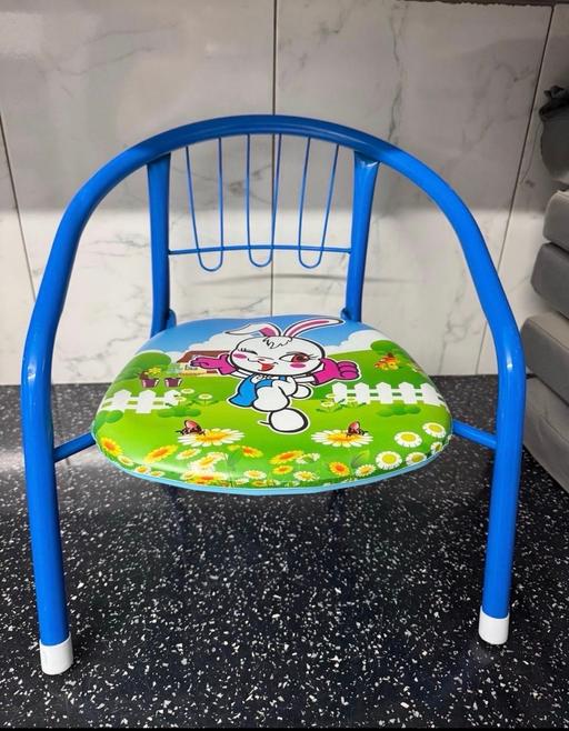  — Kids chair