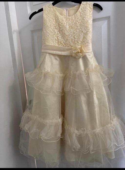  — Girl dress