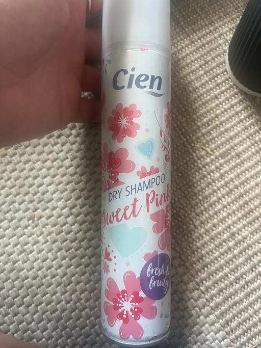 Buy & Sell Wednesfield Wolverhampton - Photos for New dry shampoo
