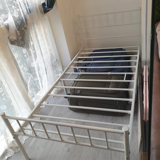 Buy & Sell South Quay East London - Photos for single bed frame