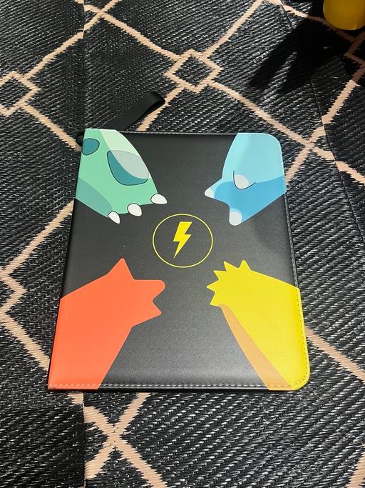  — Pokémon folder full of cards