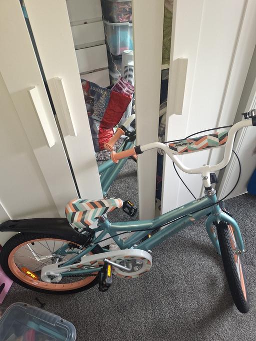 Buy & Sell Woodsetton Dudley - Photos for Huffy So Sweet 20-inch girl's bicycle