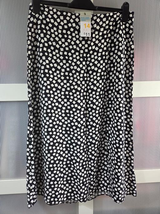  — 🌟NEW🌟 Size 14 PRIMARK midi skirt