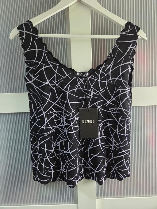  — 🌟NEW🌟 Size S/M MISSLOOK top