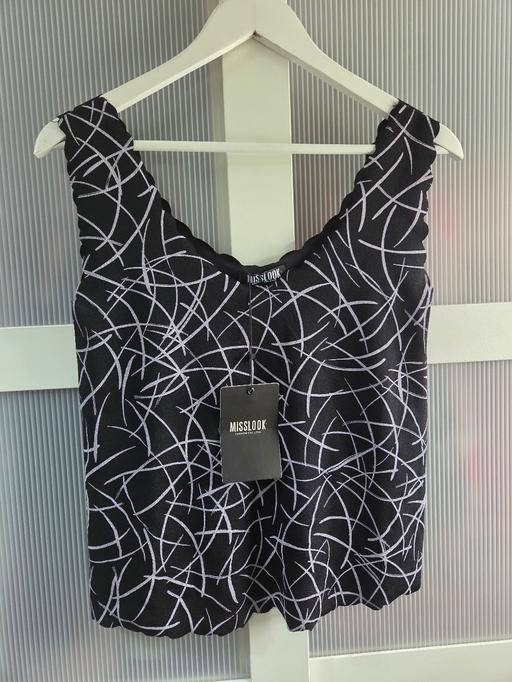  — 🌟NEW🌟 Size M/L Misslook top