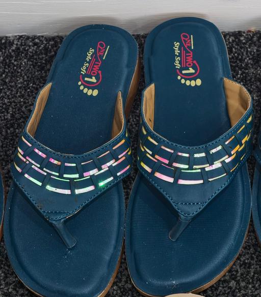  — Women Sandals