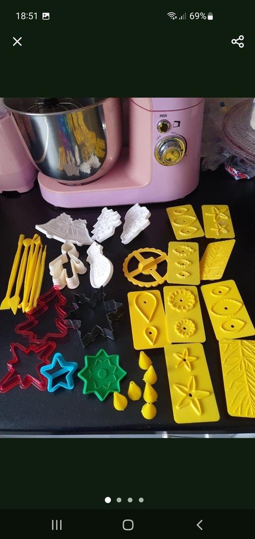 Buy & Sell Upper Gornal Dudley - Photos for cake decorating cookie cutter/tool bundle