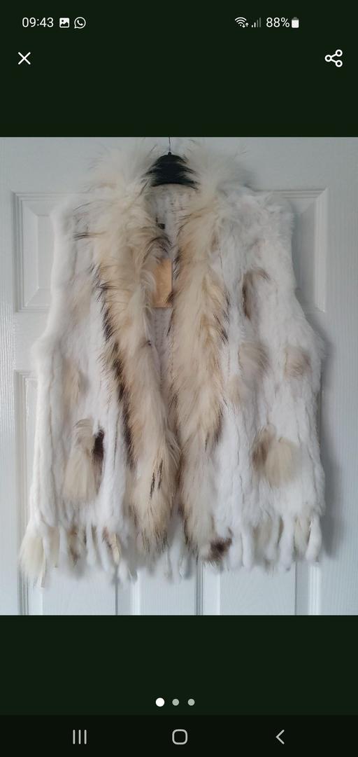  — ladies white fur waistcoat NEW