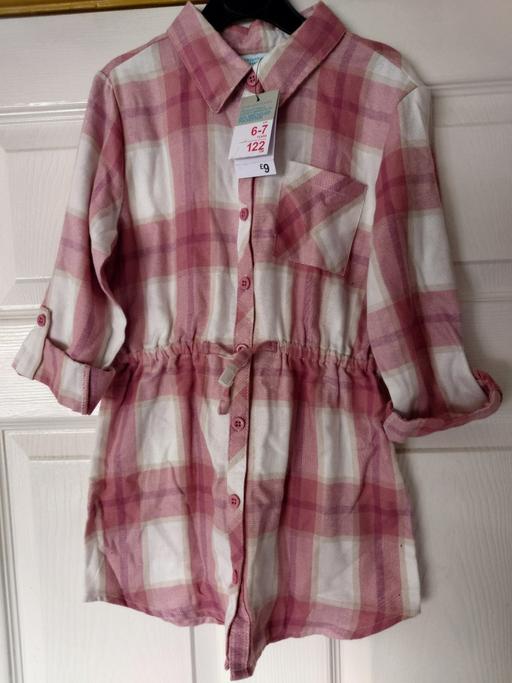  — Girls pink checked dress size 6-7 years