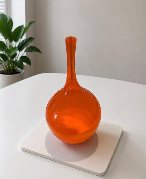 Buy & Sell Orpington Bromley - Photos for Blown art vase