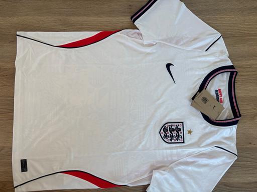  — England football shirt