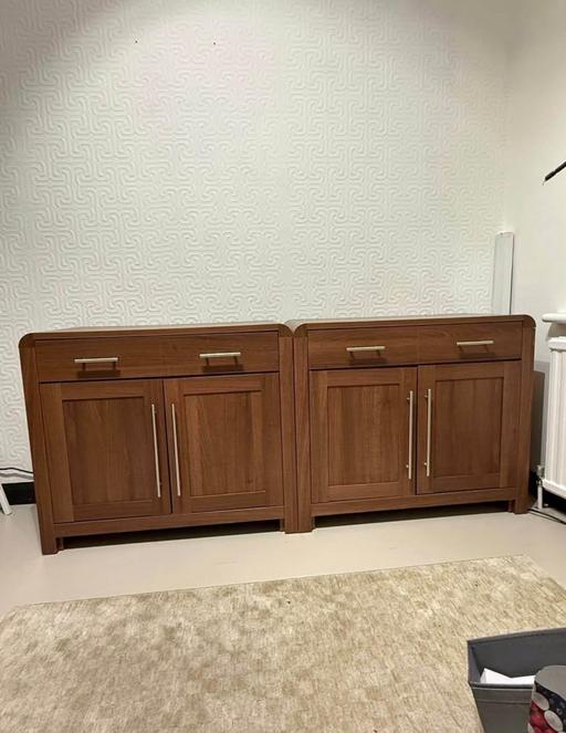  — 2 drawers/cupboards