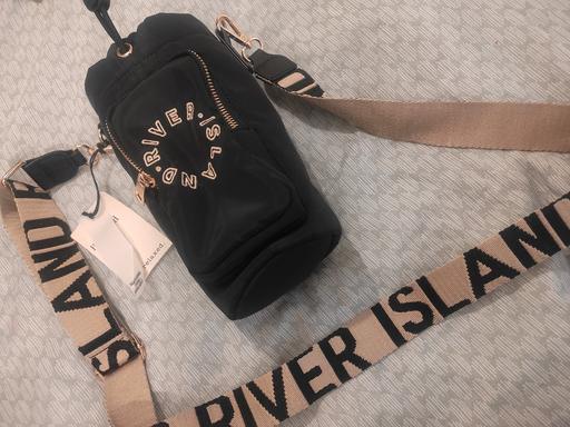 Buy & Sell Uxbridge Hillingdon - Photos for Cross body River Island bag