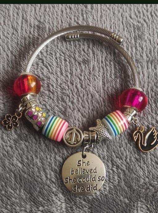 Buy & Sell Grafton Street Industrial Estate West Northamptonshire - Photos for New beautiful charms bracelet