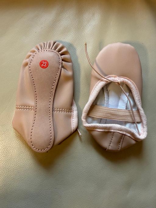 Buy & Sell Miry Lane Industrial Estate Wigan - Photos for Girls ballet shoes suit for15.5cm foot length