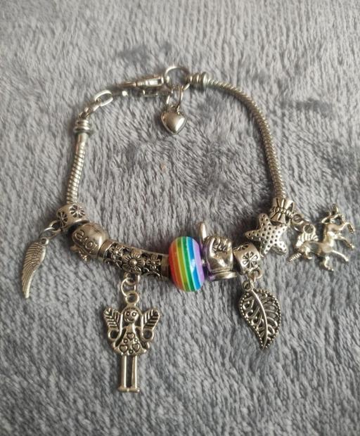Buy & Sell Grafton Street Industrial Estate West Northamptonshire - Photos for Beautiful charms bracelet