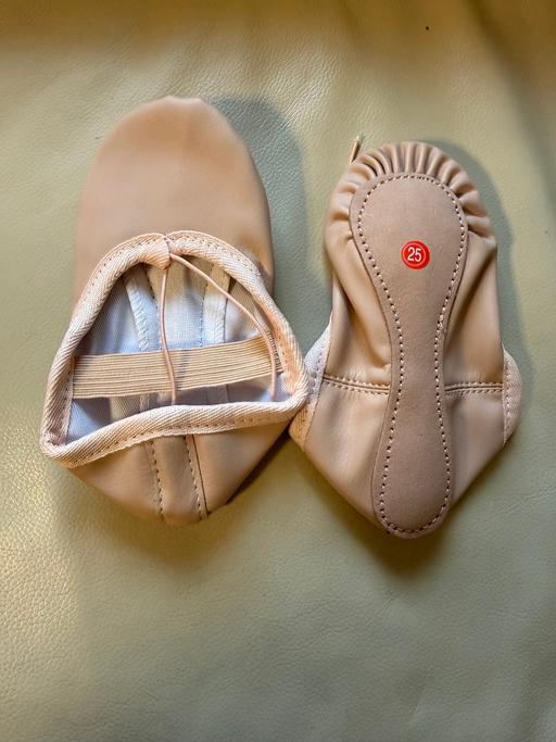Buy & Sell Miry Lane Industrial Estate Wigan - Photos for Girls ballet shoes suit for16.5cm foot length