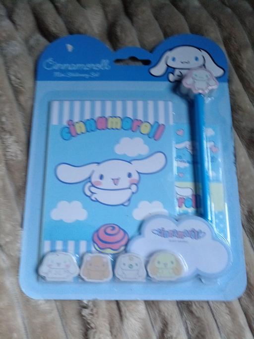further learning Widnes Halton - Photos for Crunchy roll stationary set