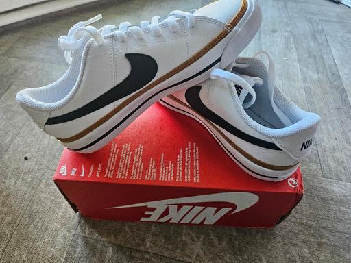  — Nike court legacy