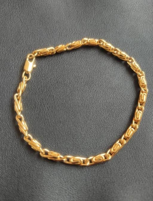 Buy & Sell Grafton Street Industrial Estate West Northamptonshire - Photos for Beautiful bracelet