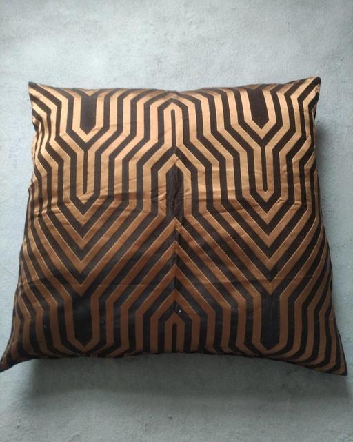 Buy & Sell Grafton Street Industrial Estate West Northamptonshire - Photos for Floor cushion