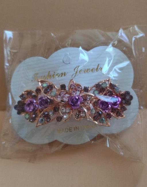 Buy & Sell Grafton Street Industrial Estate West Northamptonshire - Photos for New beautiful hair clip