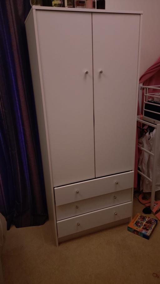 Buy & Sell Greenhithe Dartford - Photos for Small wardrobe