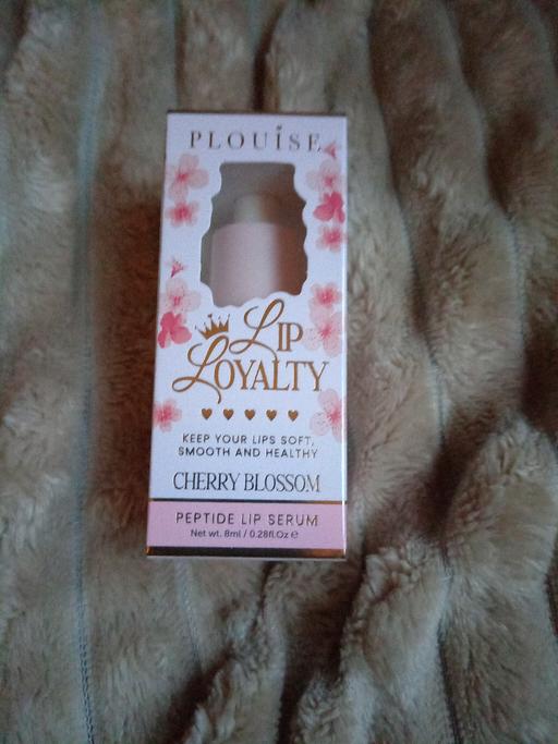  — Plouise peptide lip serum
