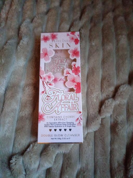  — plouise Double Glow Cleanser