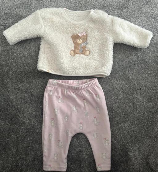 — Baby girl set
