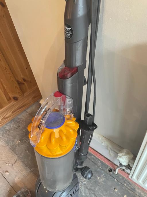  — Dyson DC40 vacuum