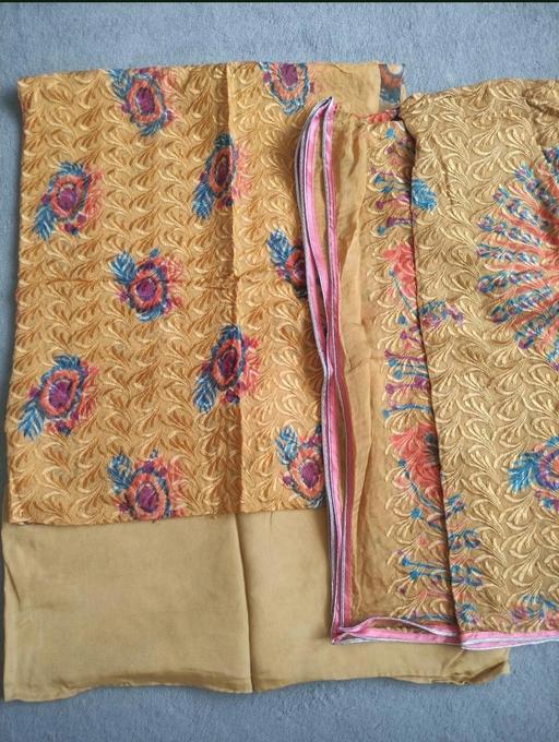  — New 3 piece unstich suit