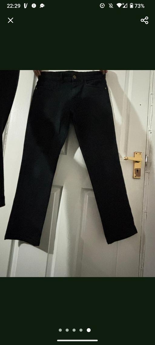  — mens straight fit trousers size 32 S