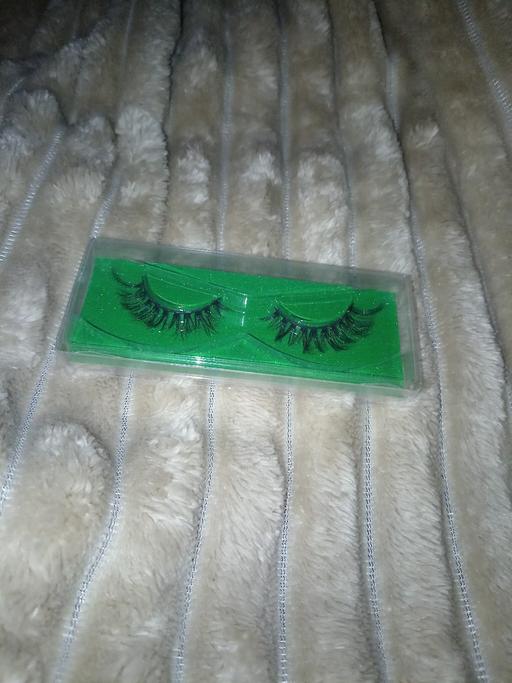  — Lashes