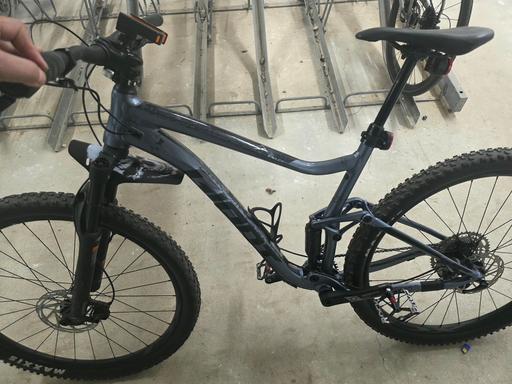 Buy & Sell Canary Wharf East London - Photos for Giant Stance Full Suspension Mountain Bike –
