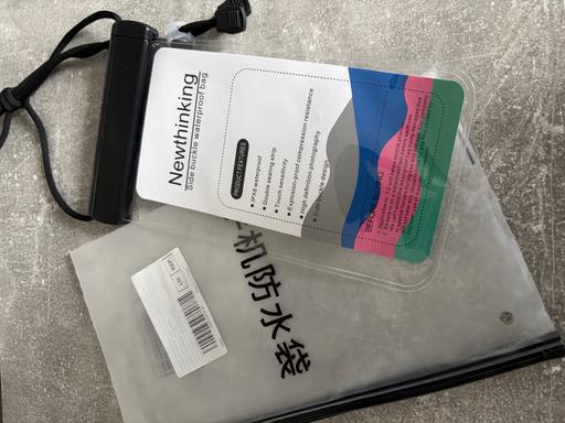 Buy & Sell North Elmsall Wakefield - Photos for Whaterproof case cover Bag Dry pouco for all.