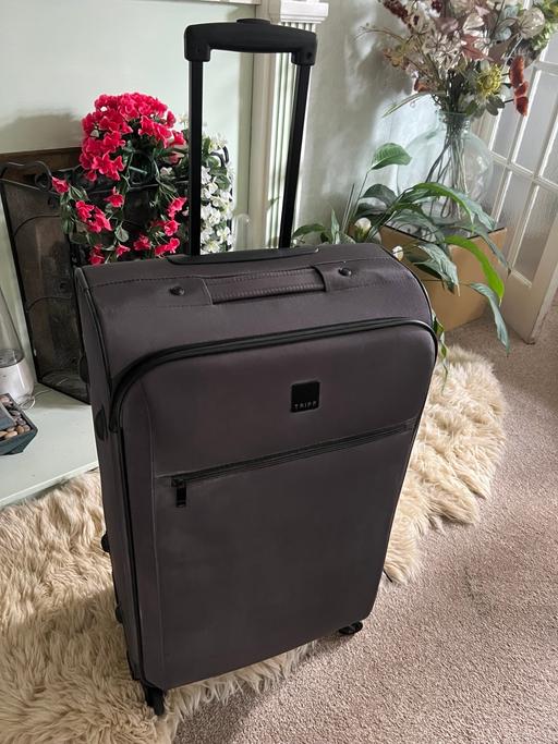 Buy & Sell Wythenshawe Manchester - Photos for Suit case