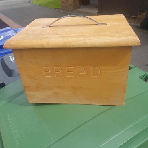 Buy & Sell Pensnett Dudley - Photos for Solid Wood Bread Box , 13 x 10 x 10 inches ,