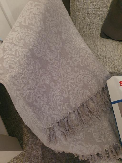 Buy & Sell Stainforth Doncaster - Photos for grey throw