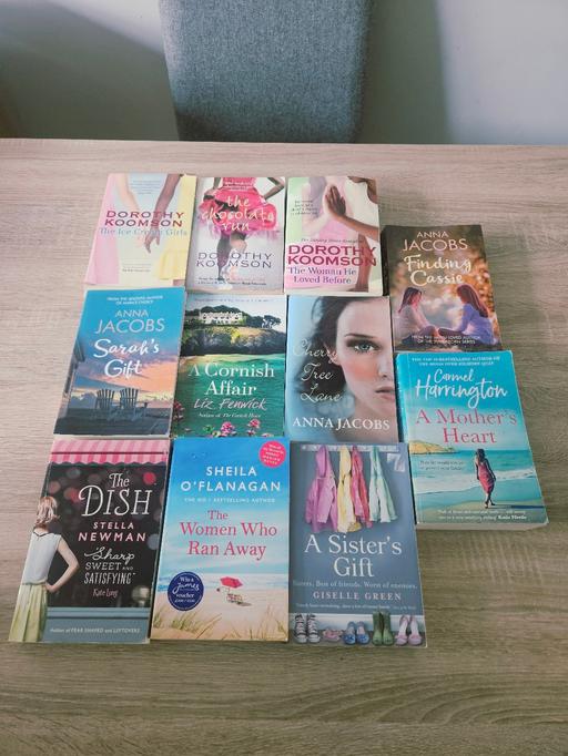 Buy & Sell Newton Doncaster - Photos for Collection of paperback books...11 altogether