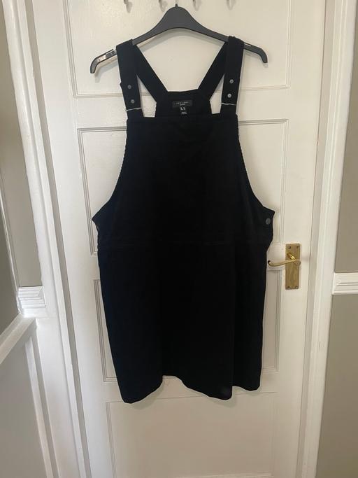  — Pinafore dress