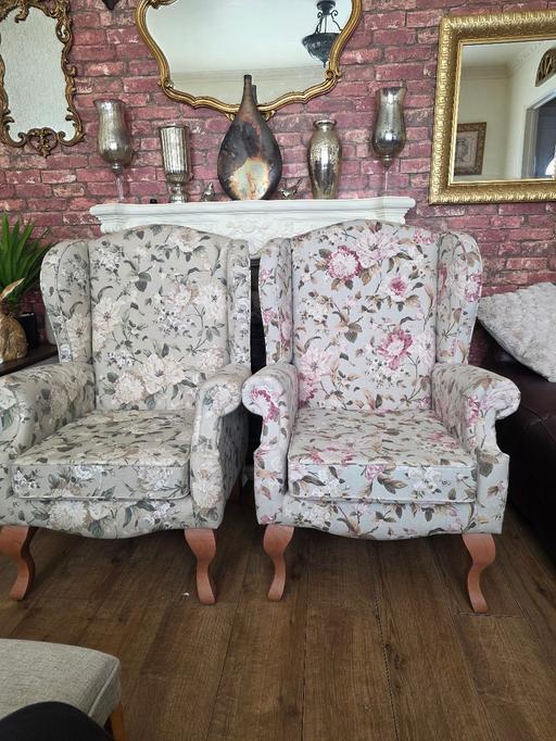 Buy & Sell Pensnett Dudley - Photos for ARMCHAIRS WINGED BACK X 2
