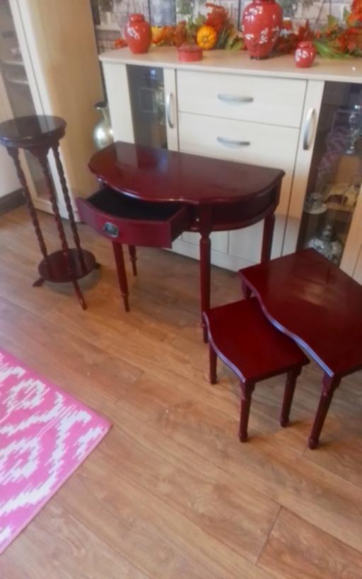 Buy & Sell Swinley Wigan - Photos for CLASSIC STYLE TABLES