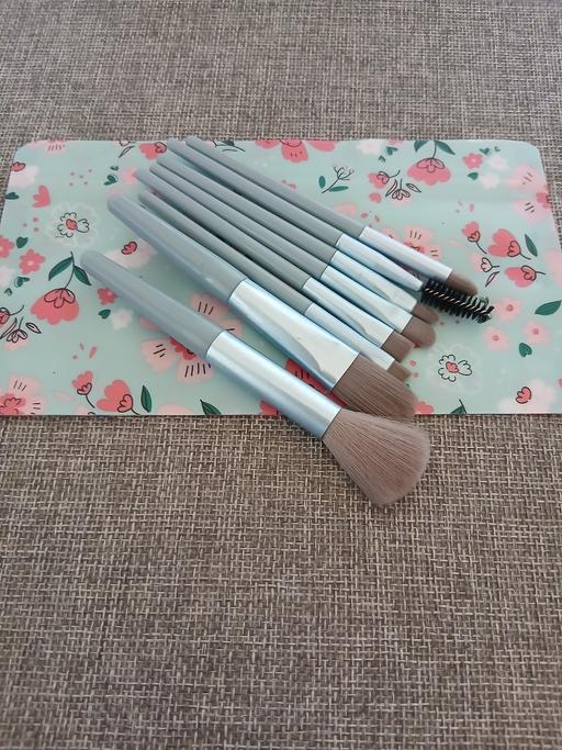 Buy & Sell Radcliffe Bury - Photos for Make Up Brush Set New