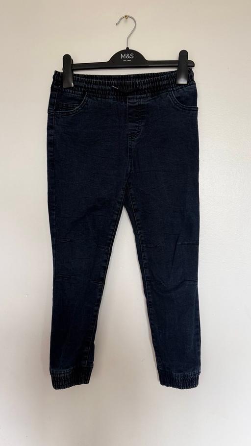  — Navy Jeans size 8-9 y 134 cm