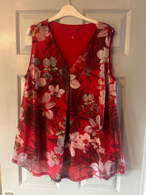 Buy & Sell Conisbrough Doncaster - Photos for Ladies size 20 summer top floral red