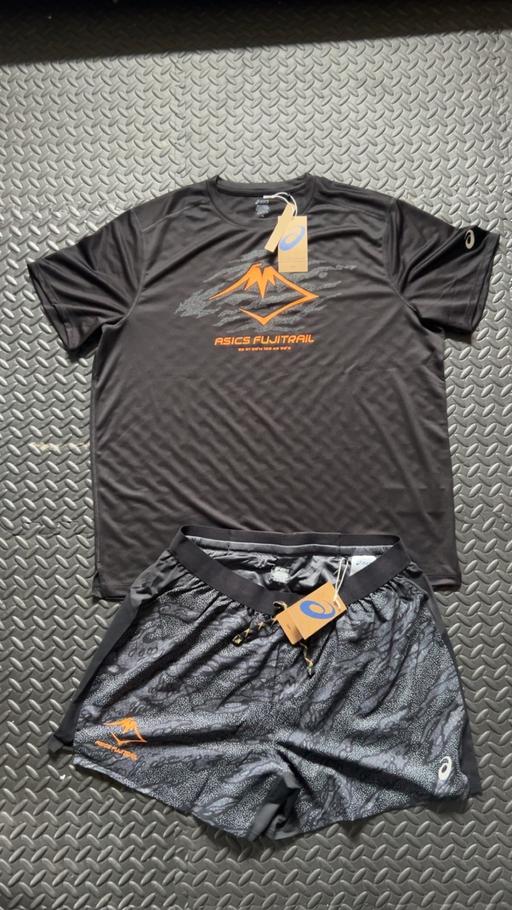  — ASICS Fujitrail set