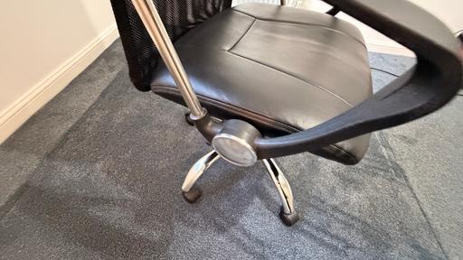 Buy & Sell Brinsworth Rotherham - Photos for Swivel chair