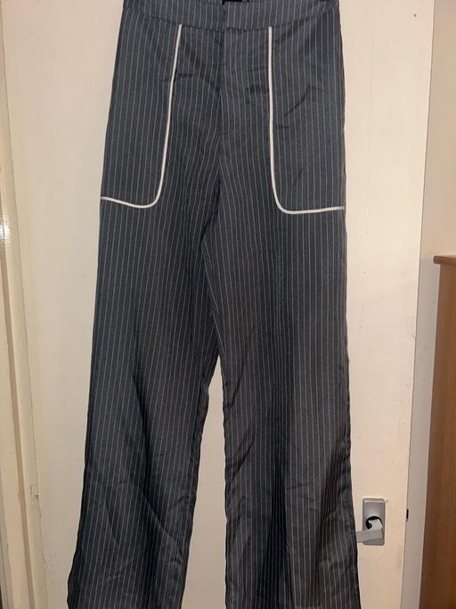  — Pants & top set