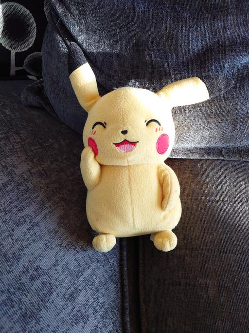  — Pokémon Pikachu soft toy